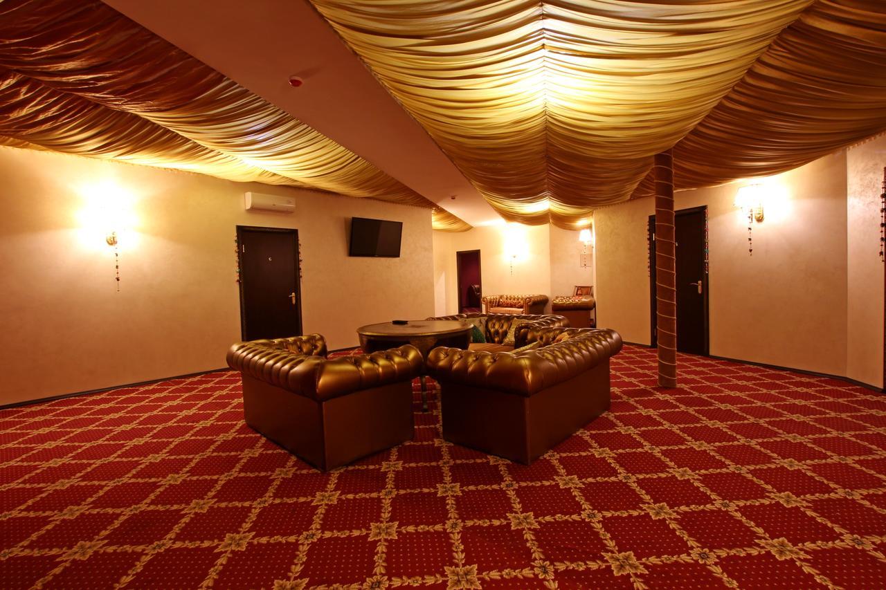 India Palace Hotel Κχαρκίβ Εξωτερικό φωτογραφία