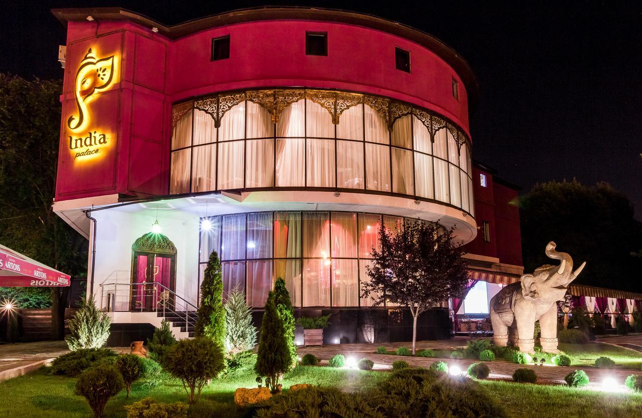 India Palace Hotel Κχαρκίβ Εξωτερικό φωτογραφία