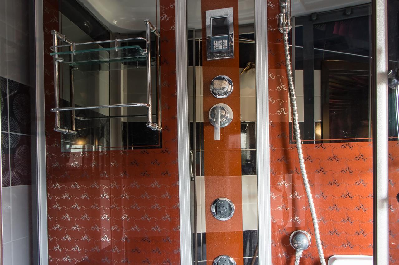 India Palace Hotel Κχαρκίβ Εξωτερικό φωτογραφία