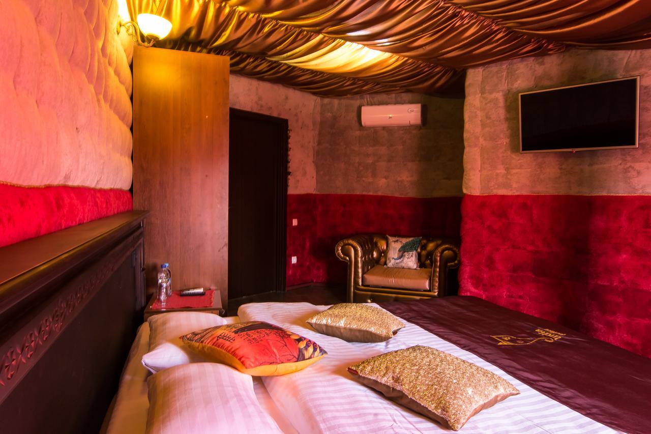 India Palace Hotel Κχαρκίβ Εξωτερικό φωτογραφία