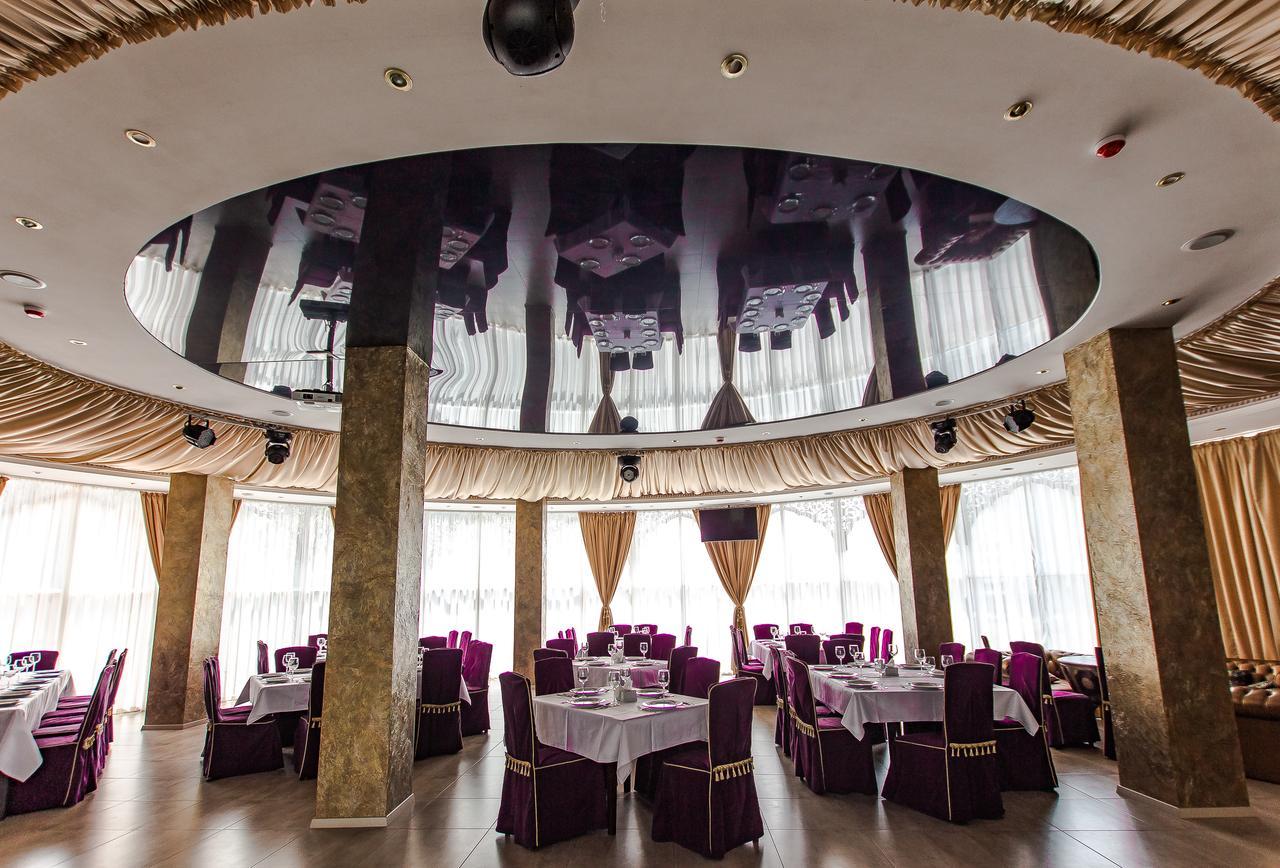 India Palace Hotel Κχαρκίβ Εξωτερικό φωτογραφία
