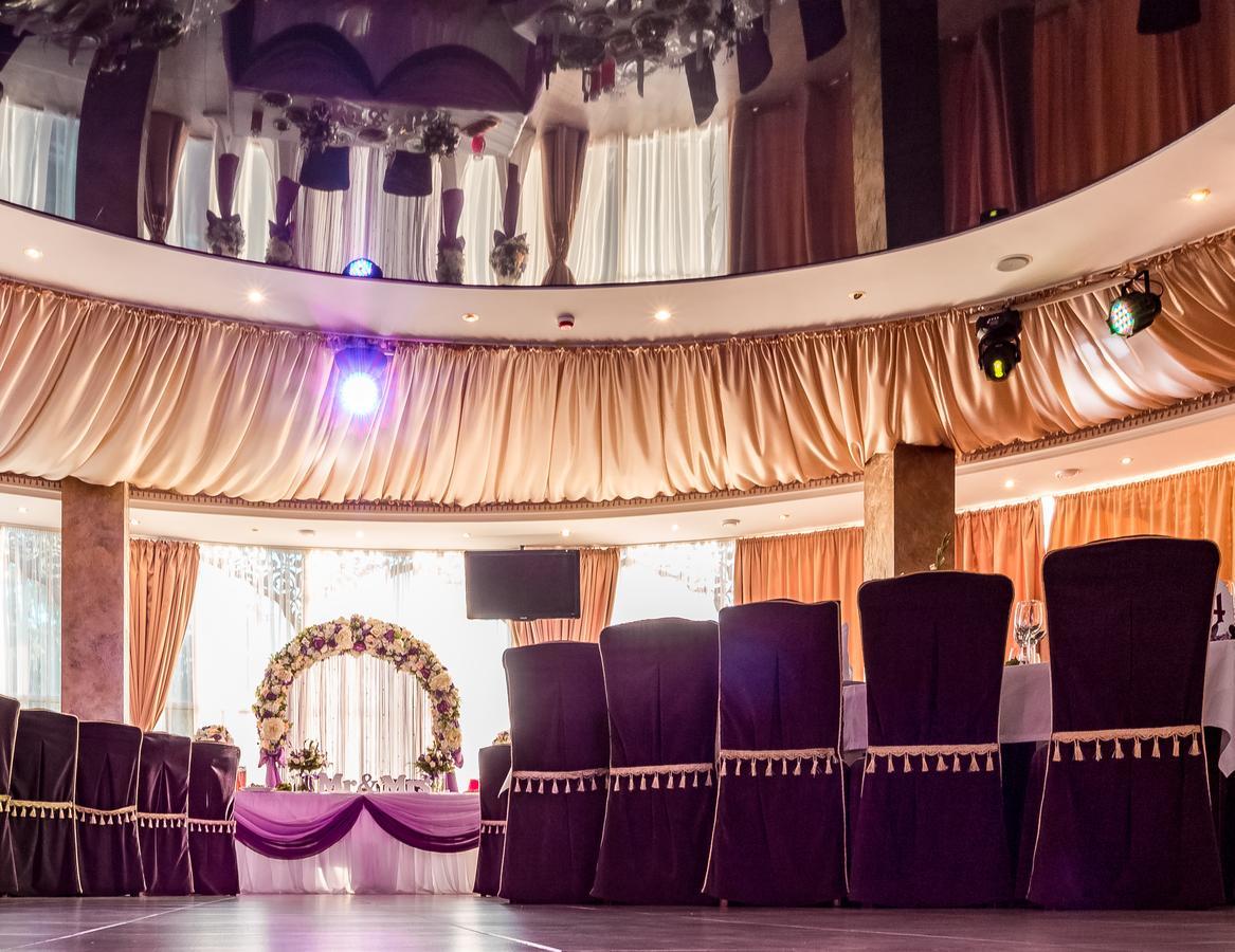 India Palace Hotel Κχαρκίβ Εξωτερικό φωτογραφία