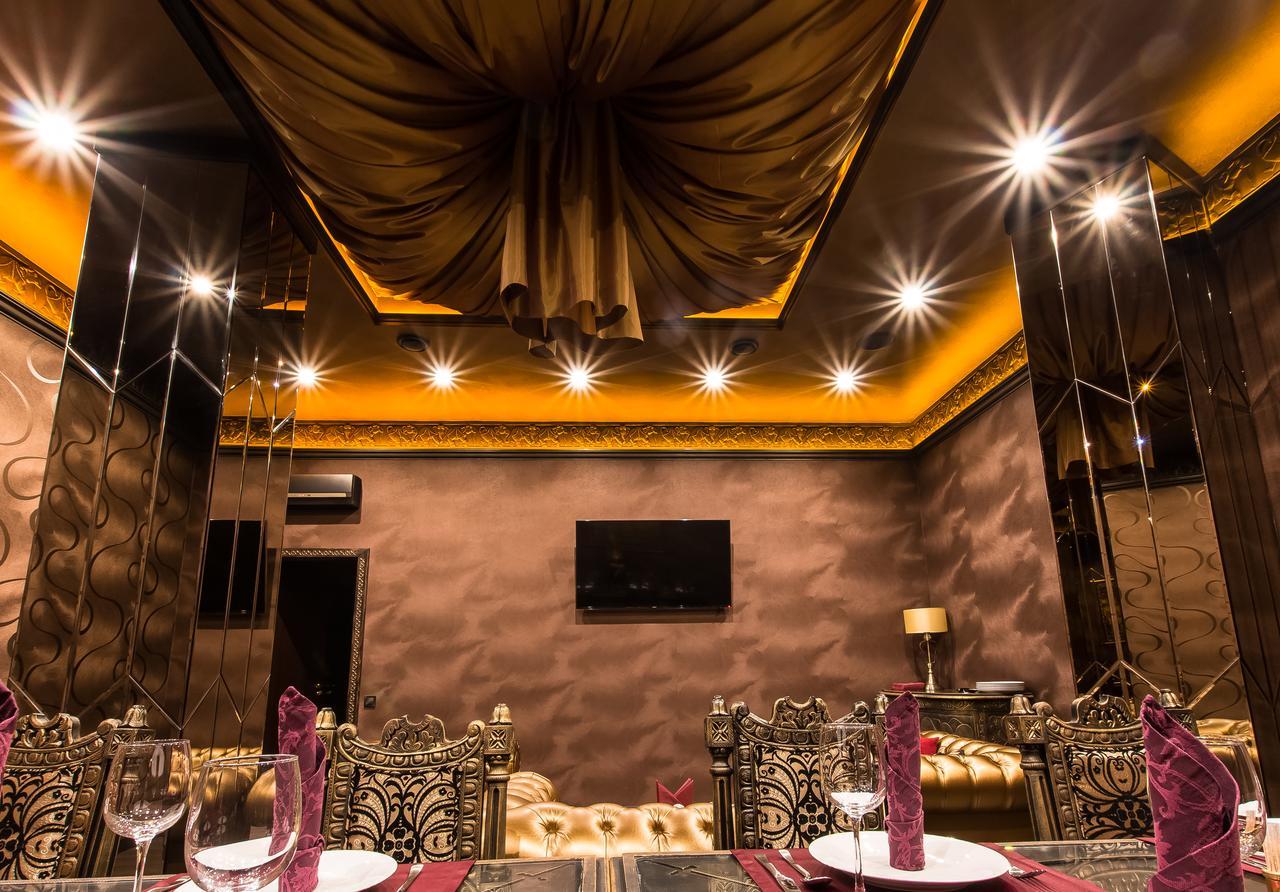 India Palace Hotel Κχαρκίβ Εξωτερικό φωτογραφία